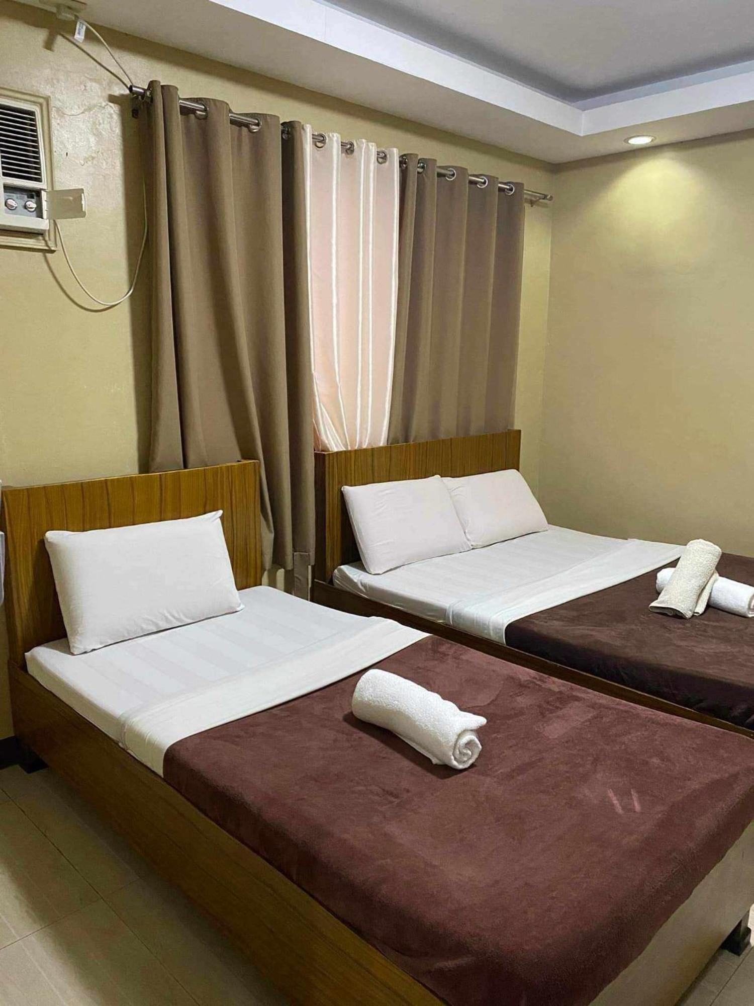 East Square Inn Баколод Экстерьер фото